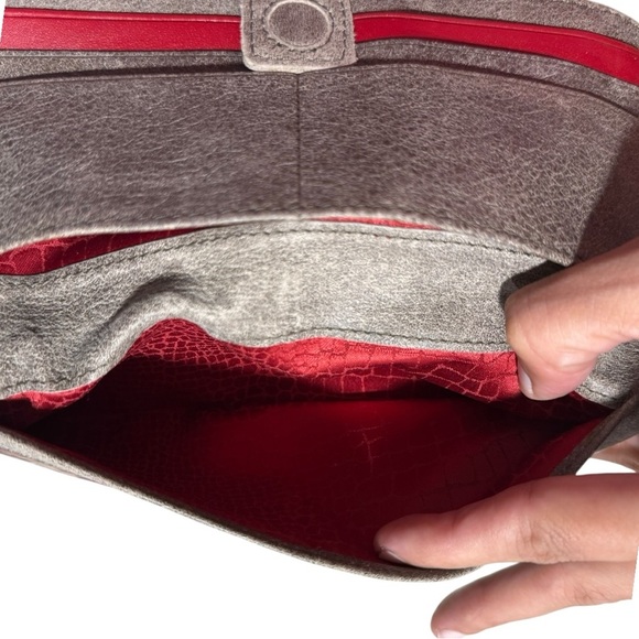 Hammitt 110 North Brushed Gray Natural Distressed Leather Silver Rivet Wallet - Picture 9 of 11